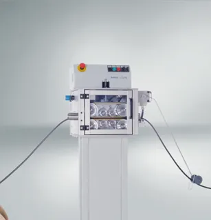 Système d'alimentation komax